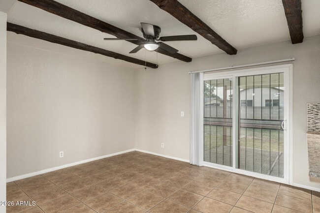 Foto del edificio - 2115 E Fairfield St