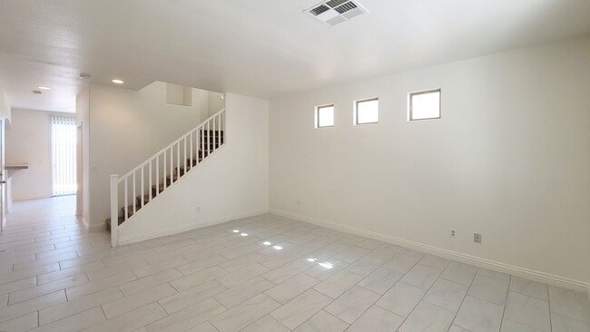 Building Photo - 4262 S Sugar Dr