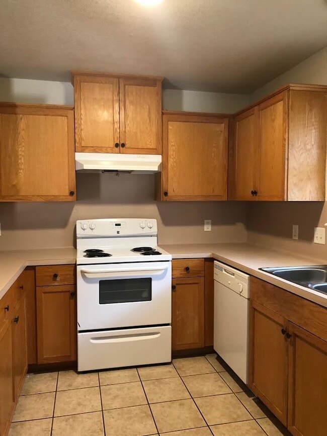 Building Photo - 3714 Oldenburg Ln