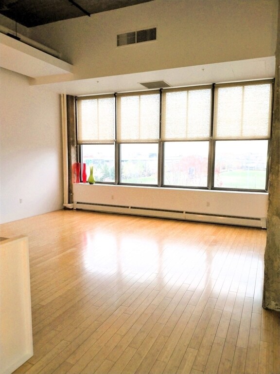 Foto del edificio - 156 Porter St