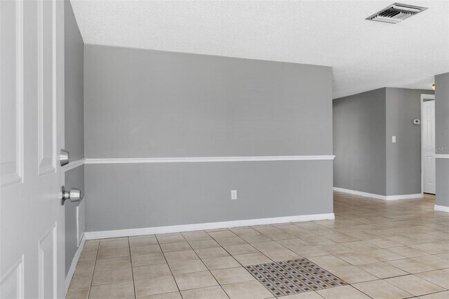 Building Photo - 8628 Velvet Dr
