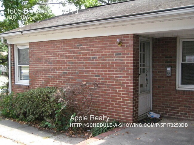 Building Photo - 1605 W Club Blvd