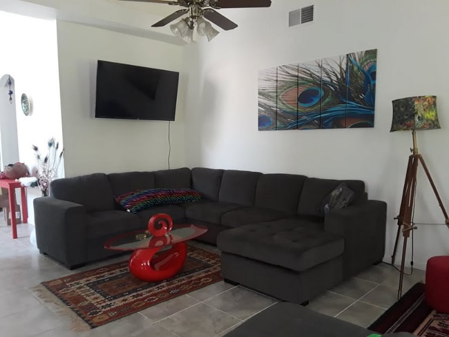 Foto del edificio - 8812 Fox Creek Ct
