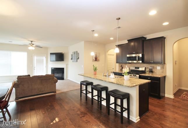 Foto del edificio - 5 br, 3 bath House - 330 Emporia Loop