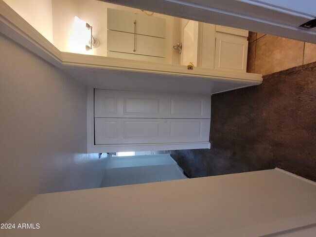 Foto del edificio - 7854-7847 N 47th Ave