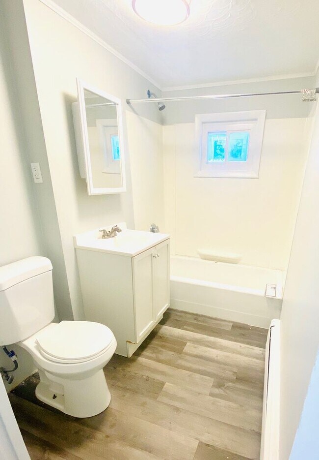 Interior Photo - 126 Leyden St