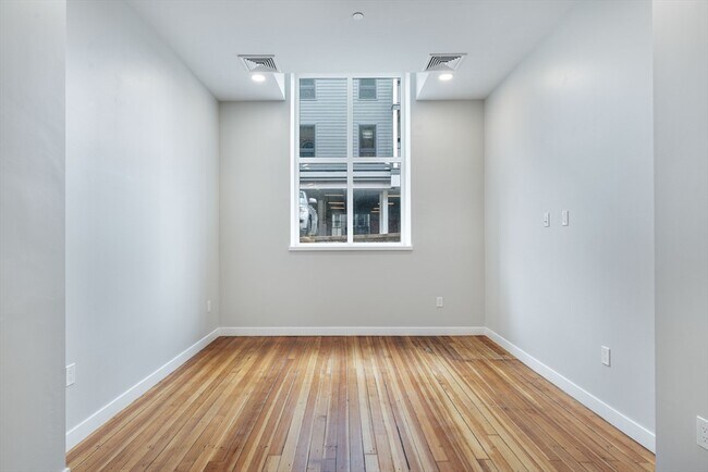 Foto del edificio - 163 Chestnut St