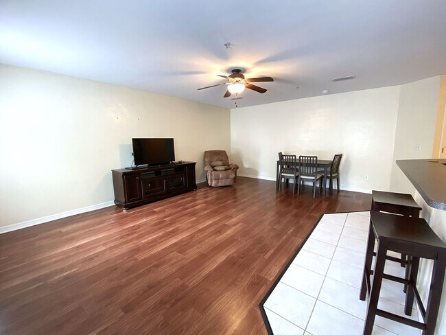 Foto del edificio - Allen's Park #102