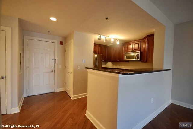 Foto del edificio - 5406 City