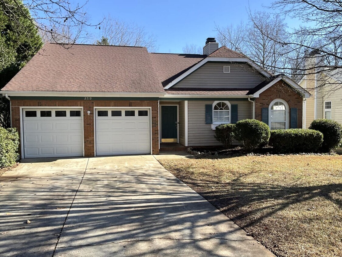 2719 Chalgrove Ln House Rental in Charlotte, NC