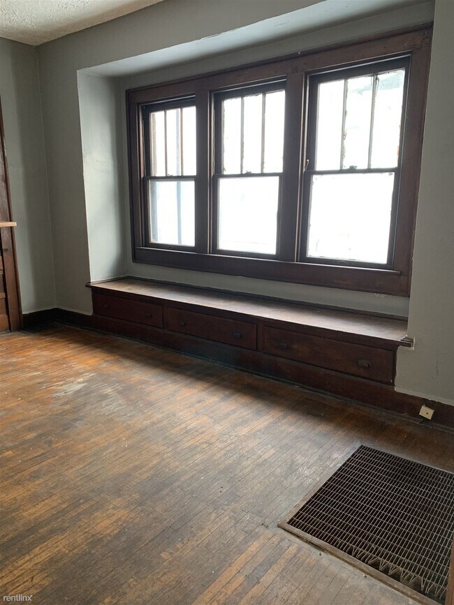 Foto del edificio - 2 br, 1.5 bath Duplex - 59 North Kealing A...