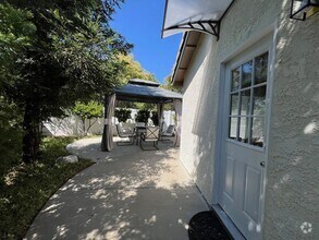 Building Photo - 6022 E Larkellen Ct