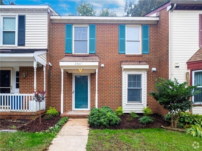 Building Photo - 2407 Rennie Dr