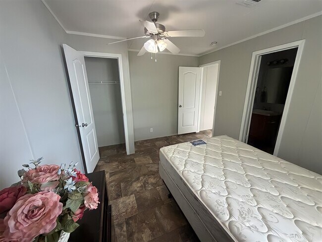 Foto del edificio - 110 N Michigan St