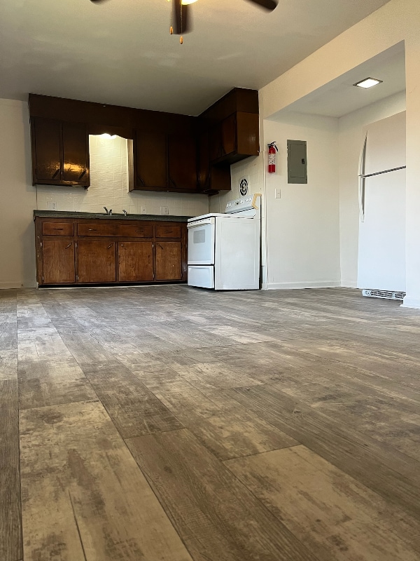 Photo - 143 Hendricks Blvd Apartment