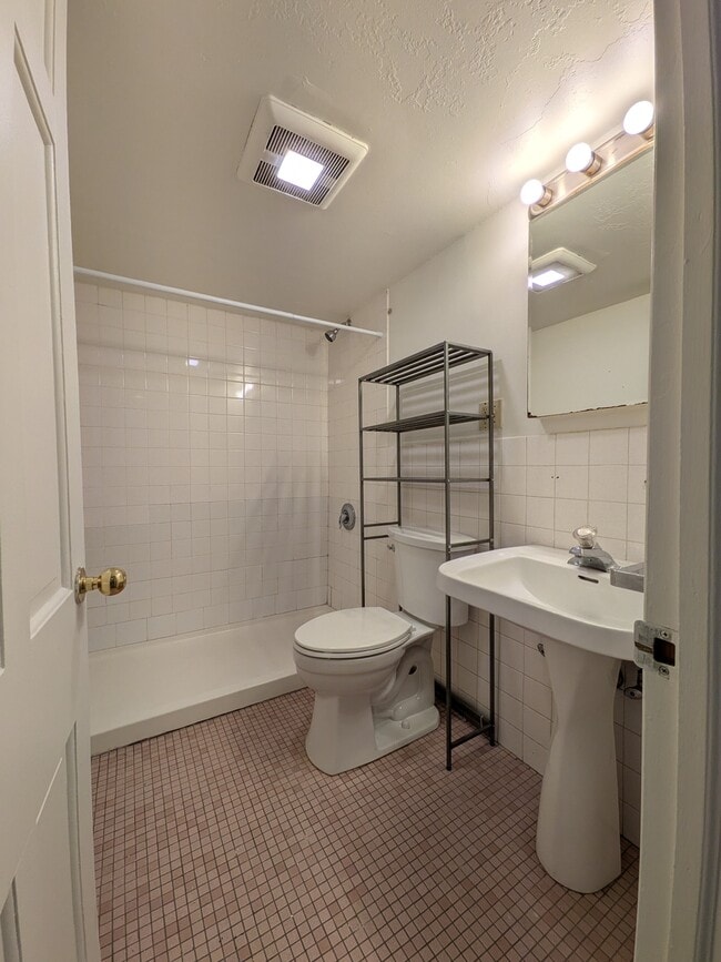 Apartment 106, Bath Room - 348 College St