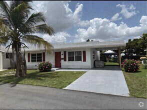 Building Photo - 6013 NW 68th Terrace