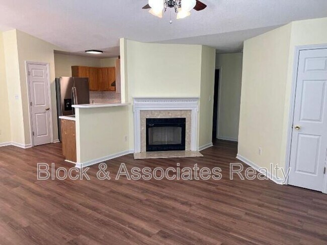 Foto del edificio - 939 Homestead Park Dr