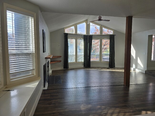 Foto del edificio - 2516 S Sumac Ln