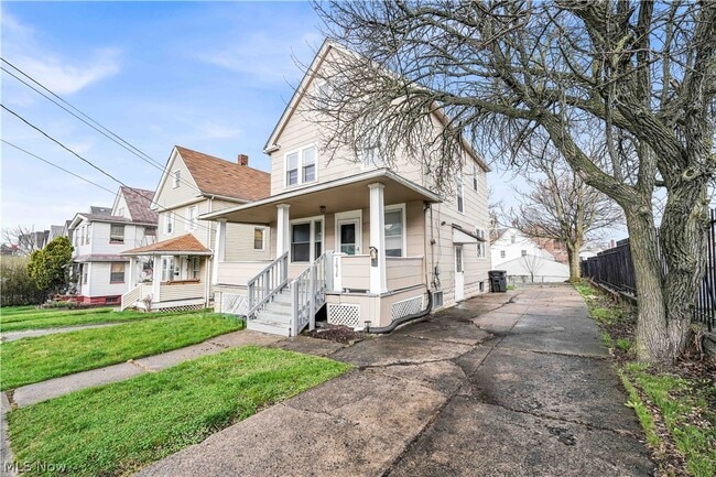 Building Photo - 3636 Dawning Ave