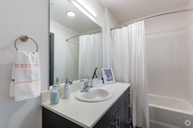 4BR, 4BA - 1,349 SF - The Flats at Chase