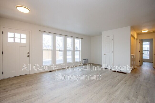 Foto del edificio - 1752 Azalea Dr