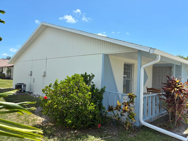 Foto del edificio - 7825 40th Avenue Dr W