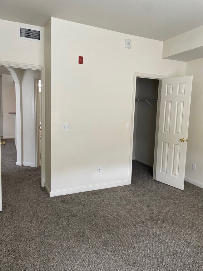 Foto del edificio - 12886 Ironstone Way