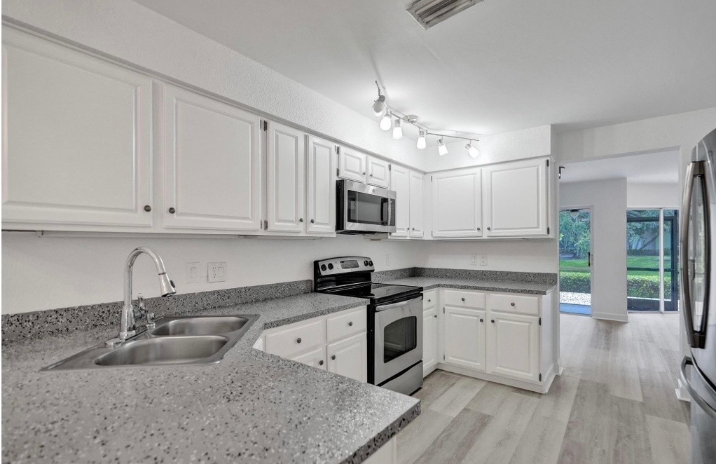 Primary Photo - 11652 NW 19th Dr