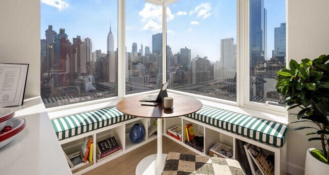 Foto del edificio - 550 Tenth Avenue