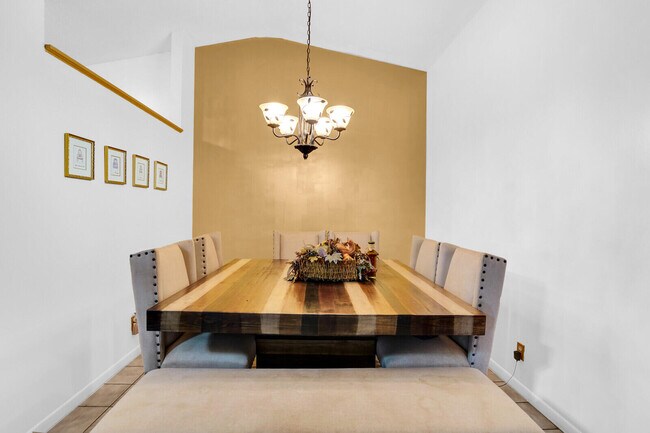 Foto del edificio - 3520 Westminster Dr