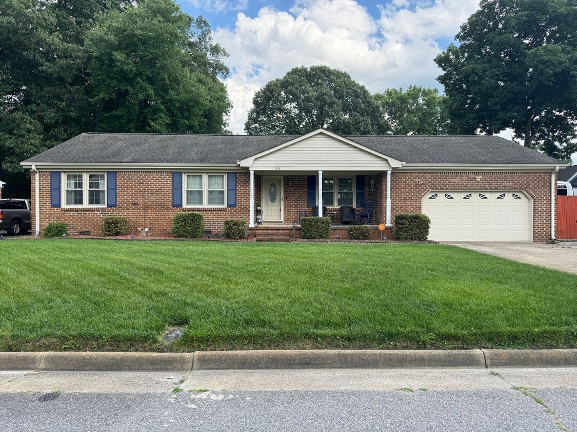 1608 Ridge Rd, Virginia Beach, VA 23464 House Rental in Virginia