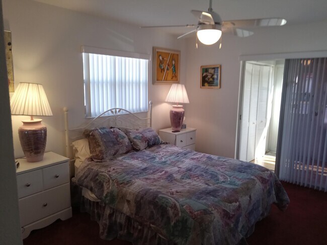 Foto del edificio - 213 Waterford Cresent