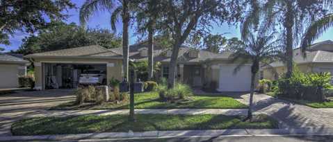 Foto del edificio - 15035 Sterling Oaks Dr