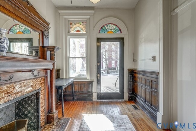 Building Photo - 1620 Grove Ave