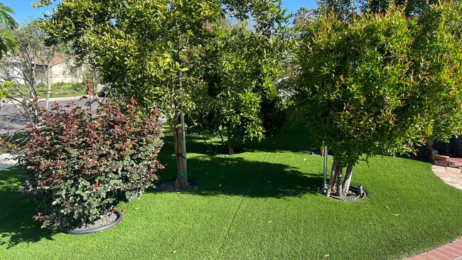 Foto del edificio - 7728 Sausalito Ave