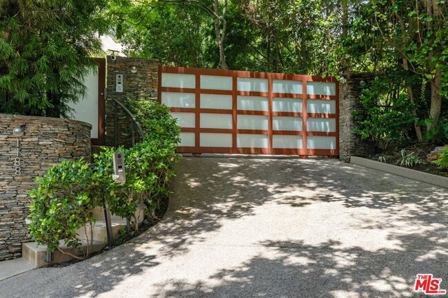 Foto del edificio - 1188 Brooklawn Dr