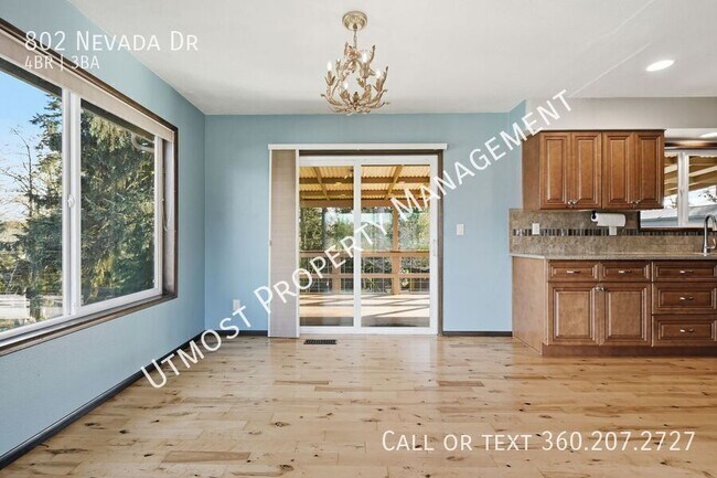 Foto del edificio - 802 N Nevada Dr