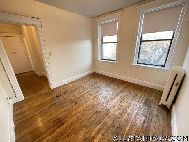 Building Photo - 1156 Commonwealth Ave