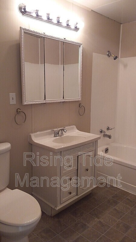 Foto del edificio - 3295 Young Ave