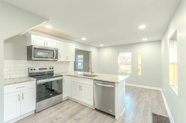 Foto del edificio - Renovated 3 bed 1 bath in Old Hickory Vill...