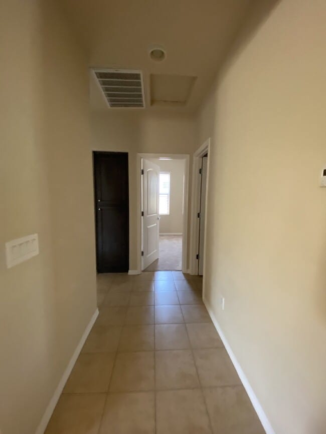 Building Photo - 3533 S Washington St