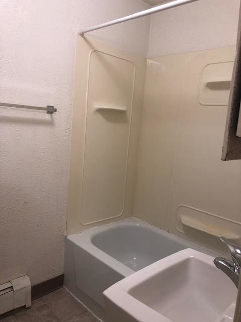 Foto del edificio - 1105 10th St NW #4