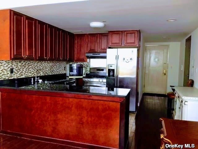 Foto del edificio - 133-38 Sanford Ave