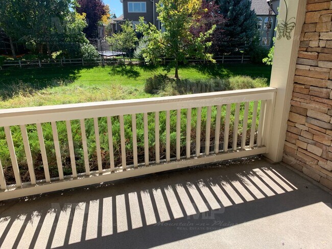 Foto del edificio - 5225 White Willow Dr