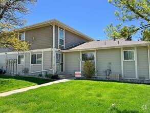 Building Photo - 1250 S Monaco Pkwy