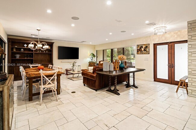 Foto del edificio - 9890 SW 138th St