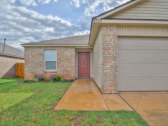 Foto del edificio - Home Close to Surrey Hills + 3 bedrooms