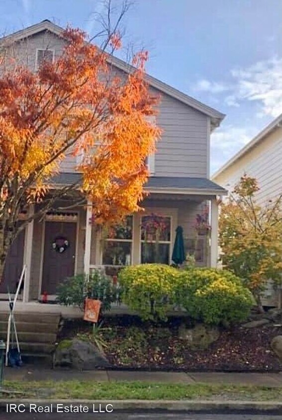 Foto principal - 2 br, 2.5 bath House - 21958-B NE Chinook Way