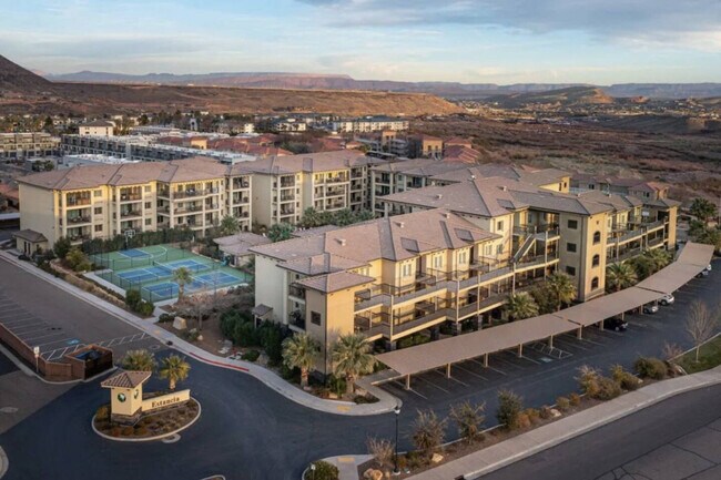 Foto del edificio - 1111 Gap Canyon Pkwy